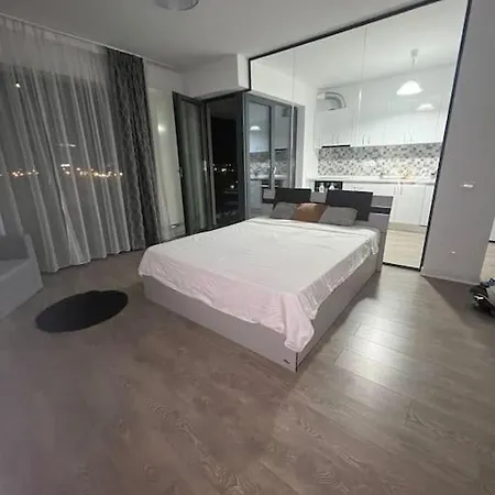 Corporate One Pipera Apartment *