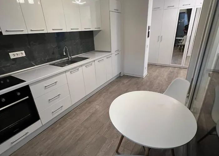 Corporate One Pipera Apartament *